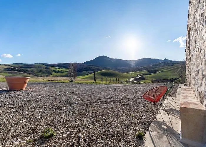 Luxury In Val D'orcia Private Tuscan Oasis