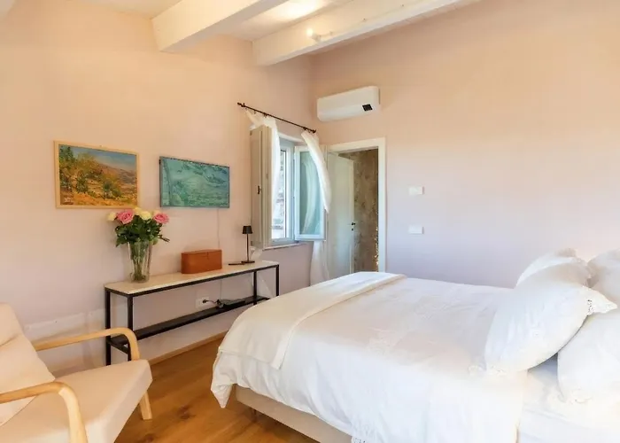 Luxury In Val D'orcia Private Tuscan Oasis